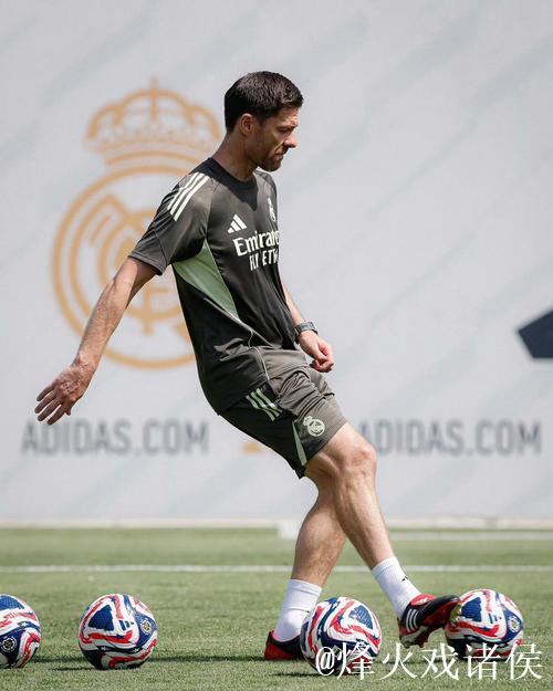 阿韦洛亚否认接替阿隆索：他非常出色